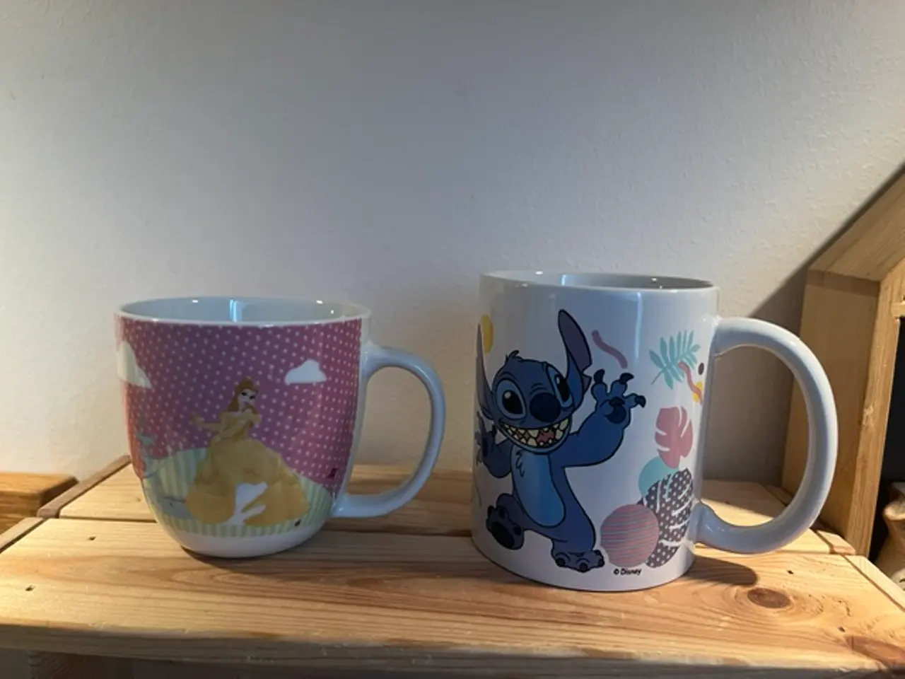 Billede 1 - 2skønneDisney-krus til kaffe- el. varmkakao-pausen