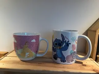 2skønneDisney-krus til kaffe- el. varmkakao-pausen