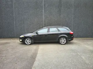 Ford Mondeo 2,0 TDCi DPF Titanium 140HK Stc 6g