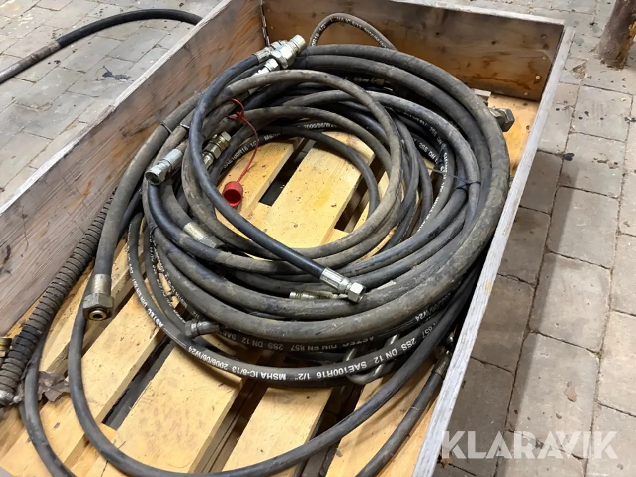 Billede 3 - Hydraulik slanger - cirka 4 styk