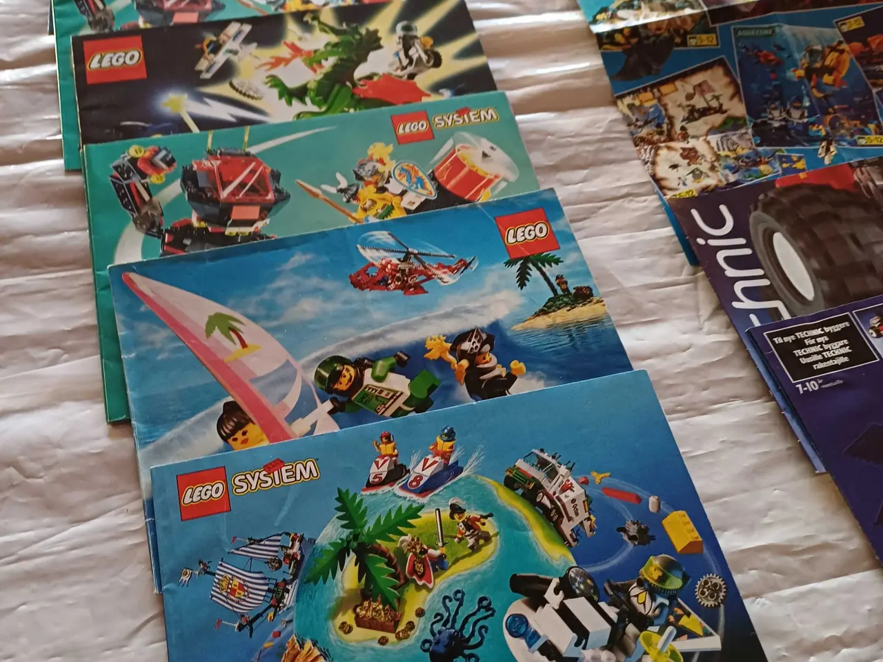 Billede 4 - Lego kataloger og manualer