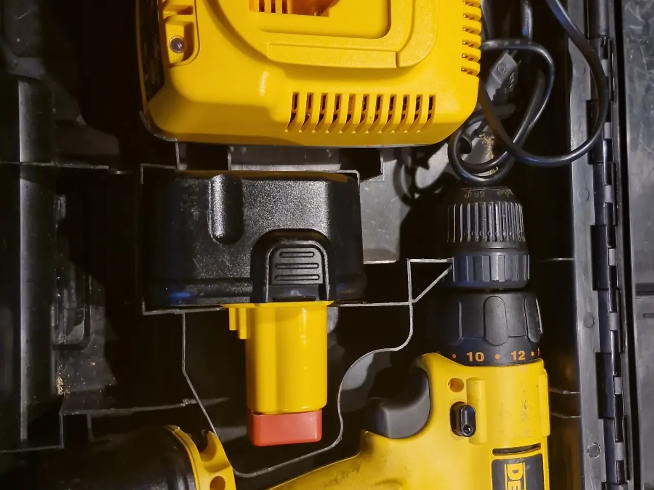 Billede 2 - Dewalt skrue/boremaskine