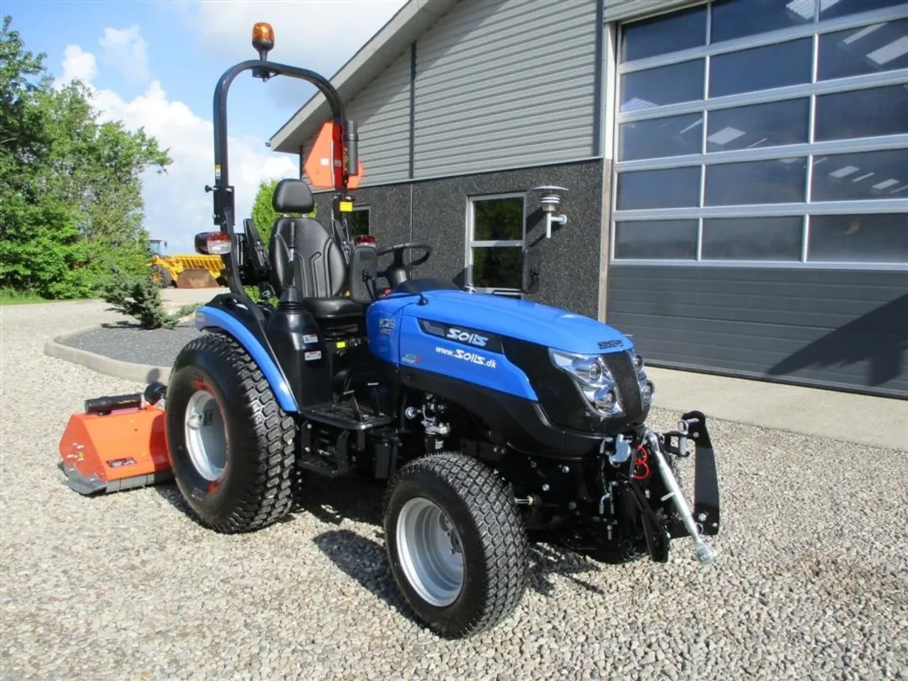 Billede 3 - Solis 26 HST med Frontlift & FrontPTO