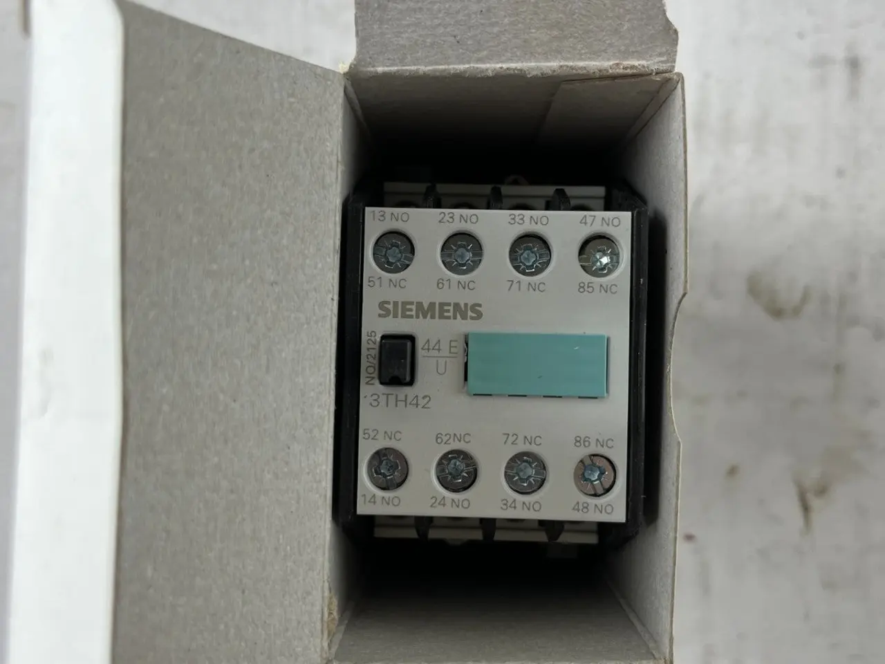 Billede 7 - Siemens 3TH4293-0AP0 kontaktor relæ 4NO/4NC 230VAC