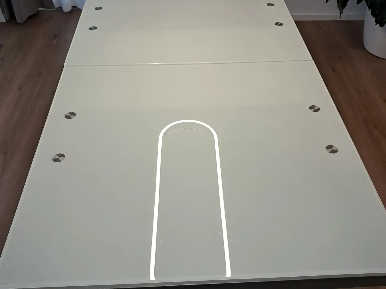 Billede 4 - SE HER ! - glas spisebord med 6 polstrede stole!