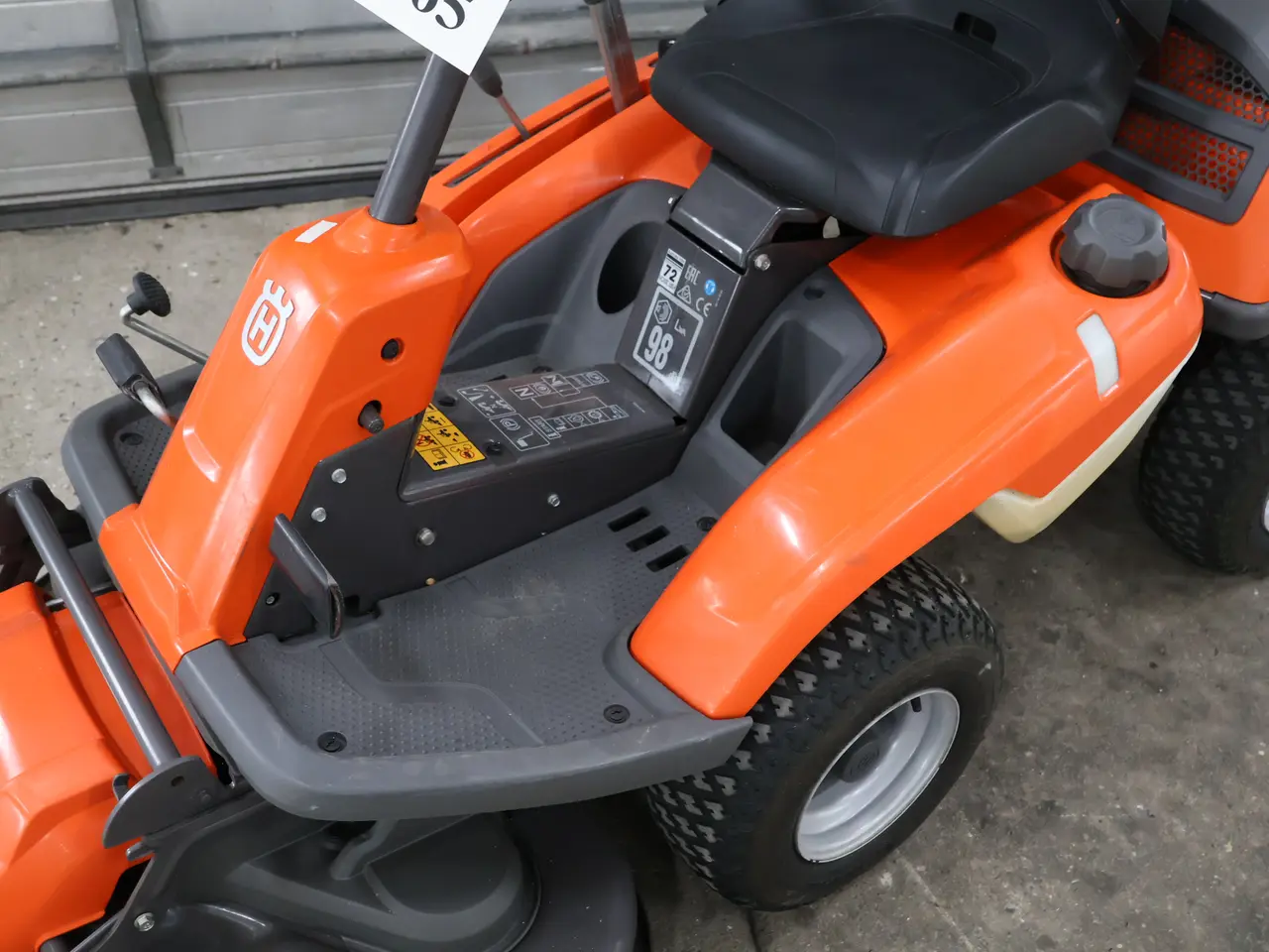 Billede 6 - Husqvarna R214 TC årg 2016