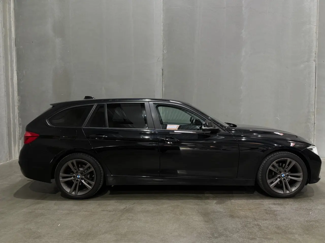 Billede 3 - BMW 318i 1,5 Touring aut.