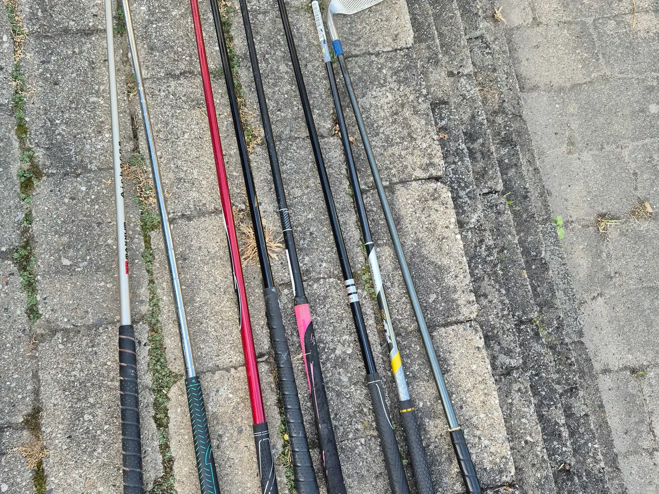 Billede 5 - Golfbag mef støtteben, så den kan stå med flere j
