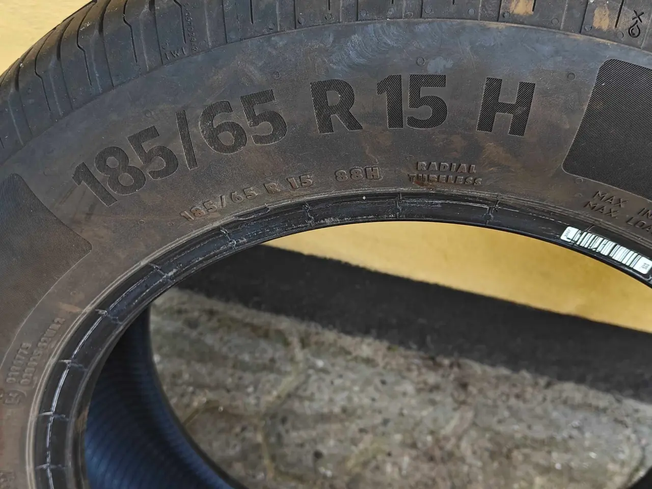 Billede 4 - Bildæk med 5 mm slidbane tilbage.