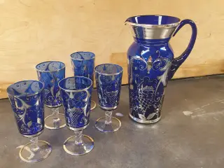 Italiensk kande med glas