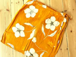Slå-om-nederdel i viscose