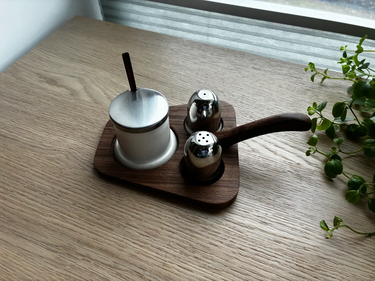 Billede 1 - Plat de Menage i teak, plast og stål - 70'er retro