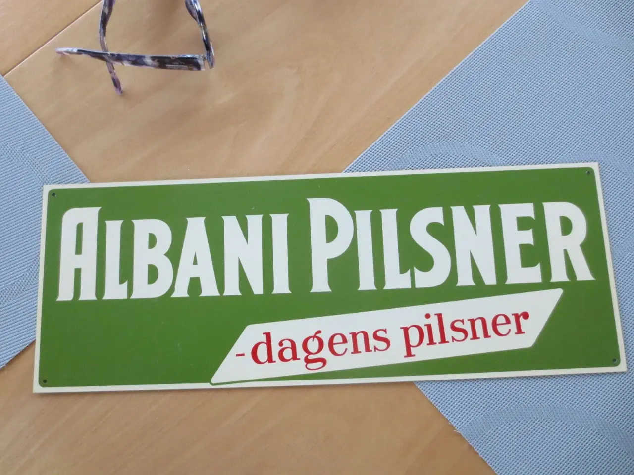 Billede 1 - Albani skilt