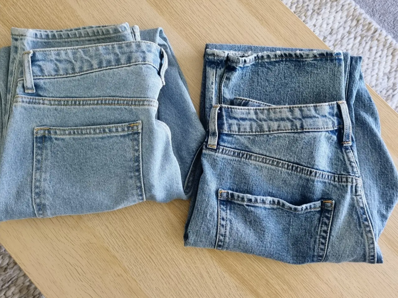 Billede 1 - 2 par jeans, high waist  str 38 og str 40