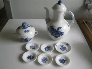 Blå blomst RC Kaffekande+sukkerskål m m BYD