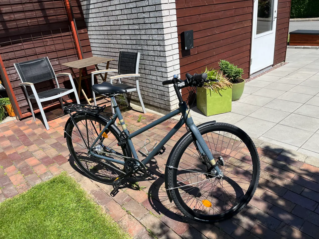 Billede 1 - Datteren flytter 