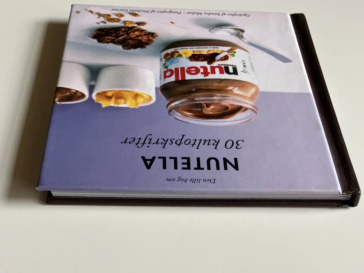 Billede 6 - Den lille bog om Nutella. Af Sandra Mahut