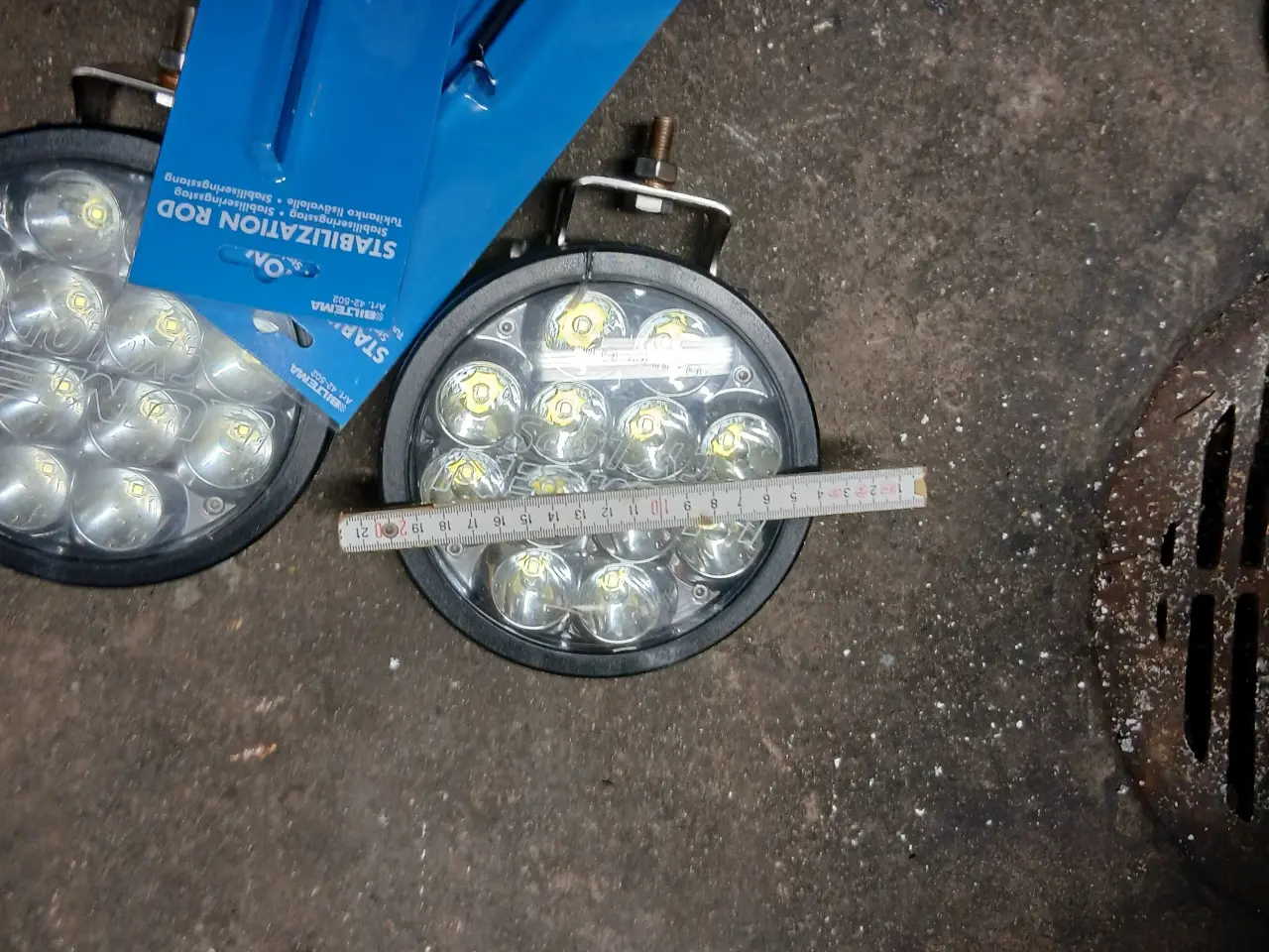 Billede 2 - Led fjernlygter med stivere
