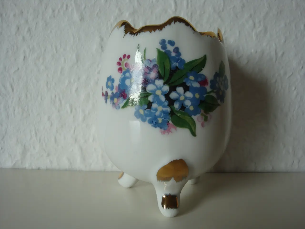 Billede 2 - Porcelæns æg med sød dekoration