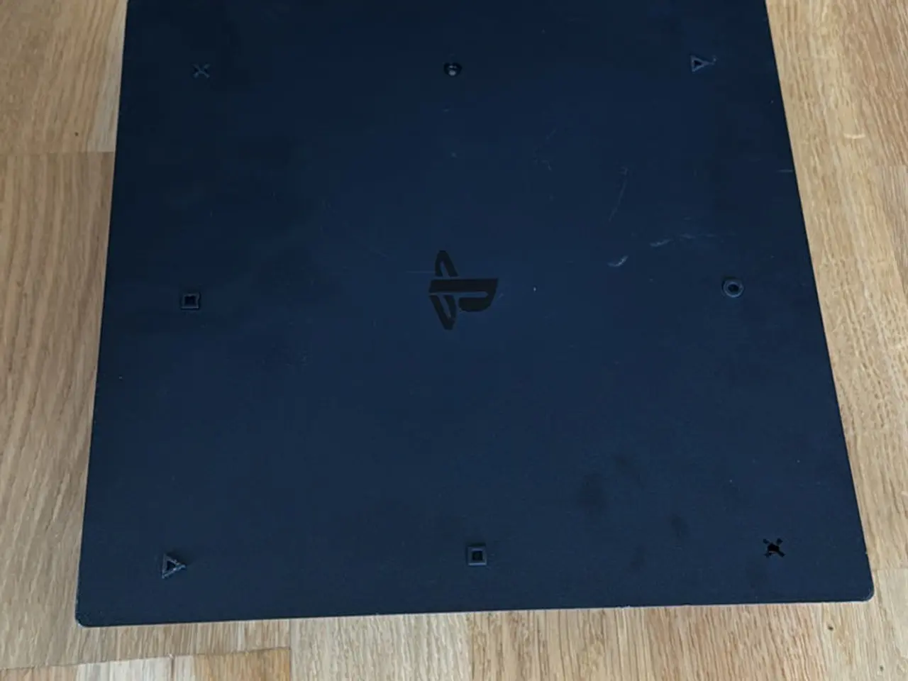 Billede 2 - Playstation 4 Pro - 1 TB (kun konsol)