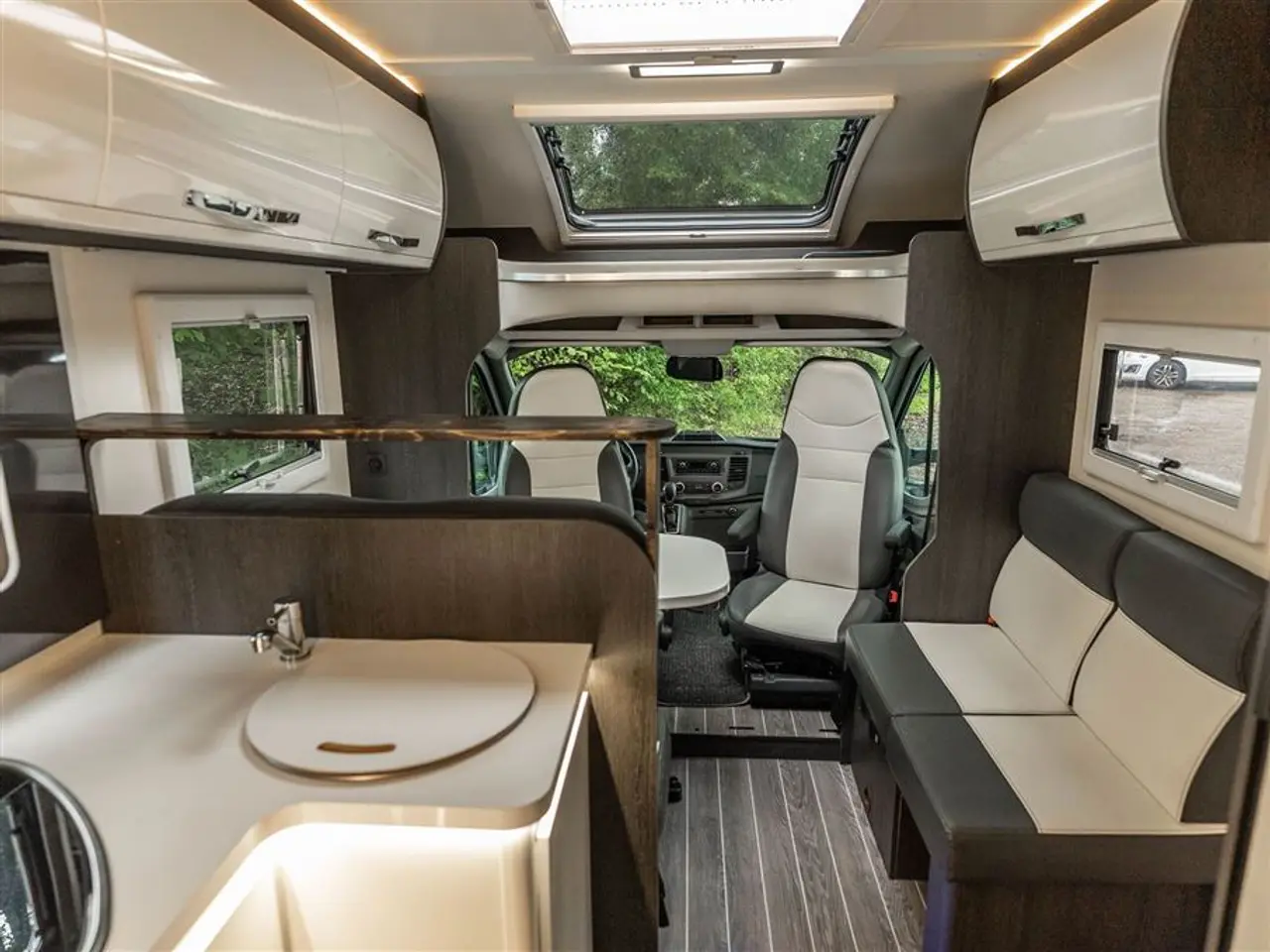 Billede 4 - 2021 - Rollerteam Kronos 282P CFD 200Ah litiumbatteri - 2000W inverter - Automatgear - Undervognsbehandlet