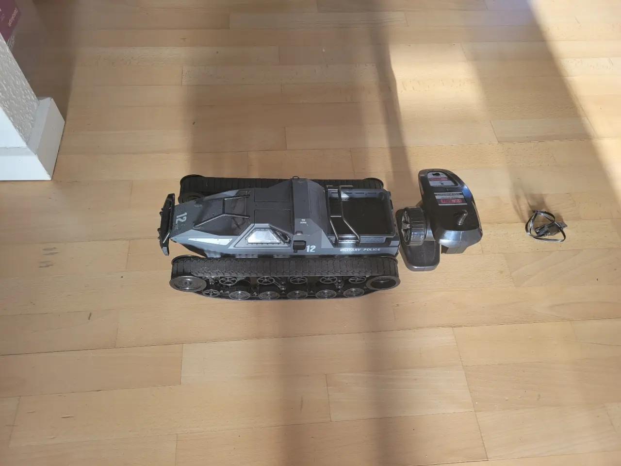 Billede 2 - fjernstyret tank