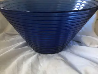Stor blå glas skål