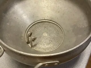 Gammel mælke si