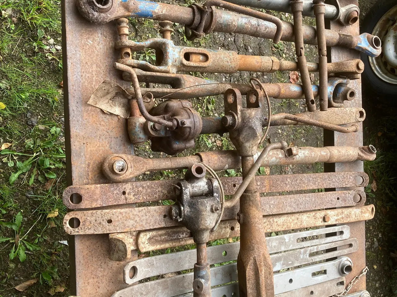 Billede 3 - Traktor. Dødsbo. veterandele