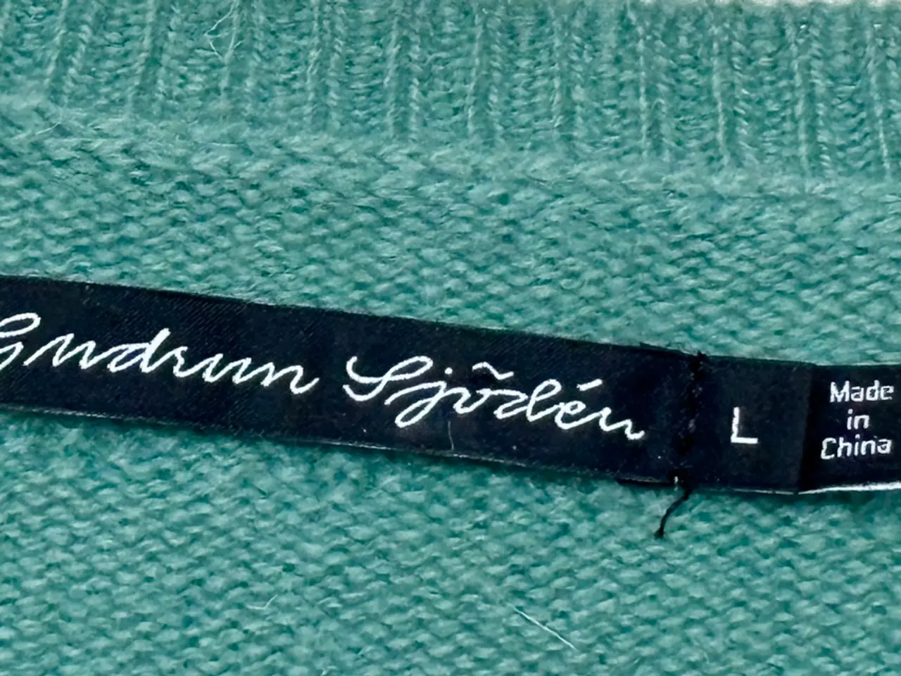 Billede 3 - Gudrun Sjöden, grøn cardigan m mønster, str L