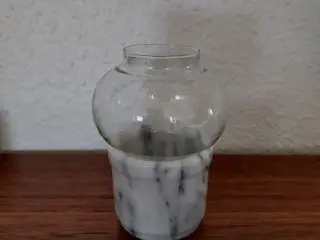 Marmor Fyrfadsstage med glaskuppel