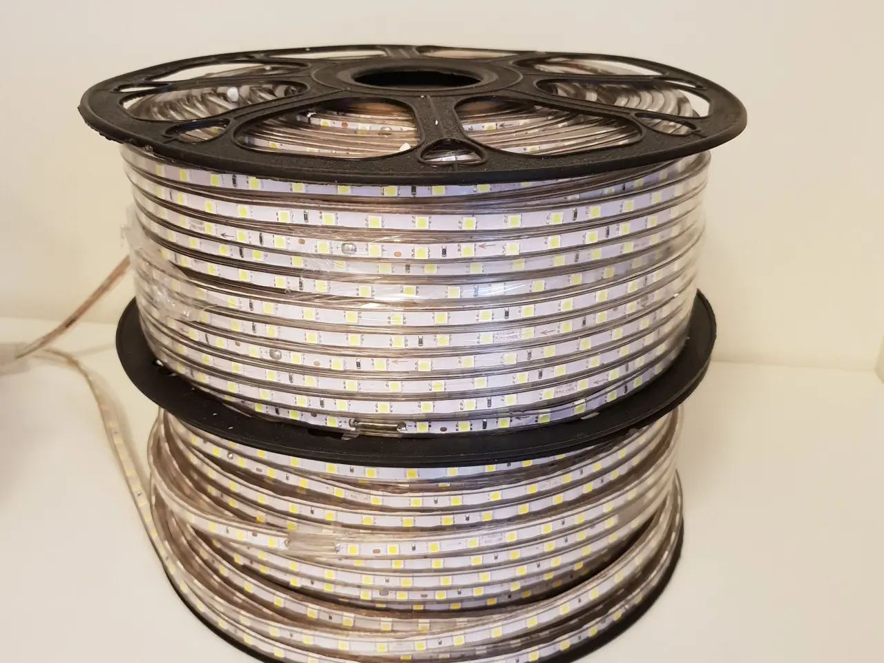 Billede 2 - LED Hvid KOLD & VARM 1m - 100m 230V