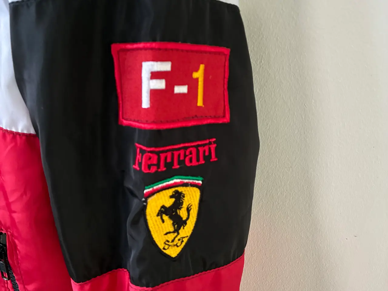 Billede 3 - Ferrari jakke, Str. M