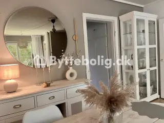 Skønt hjem stue lejlighed på Østerbro klar til bytte