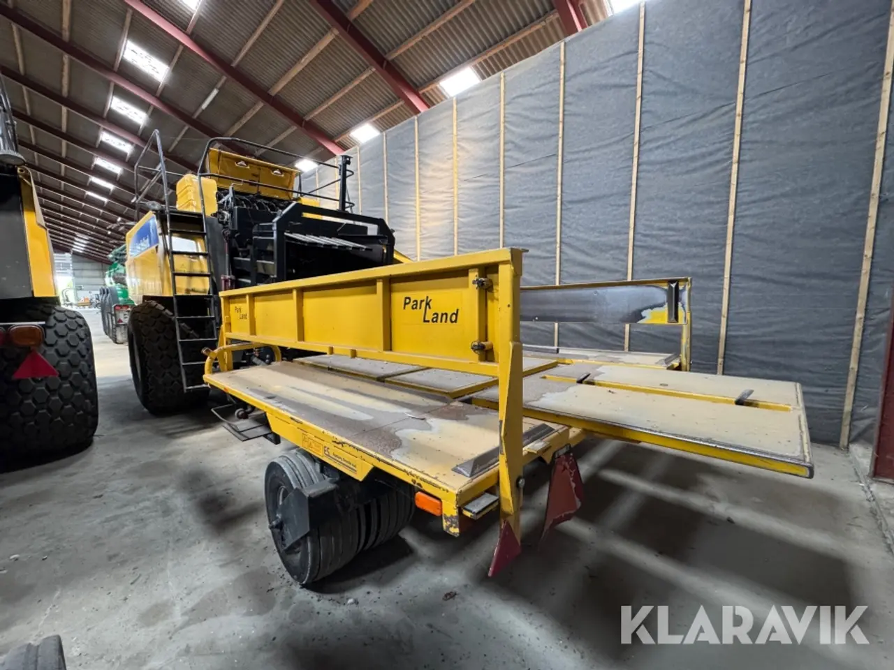Billede 2 - Ballepresser New Holland BB9090 Med vogn