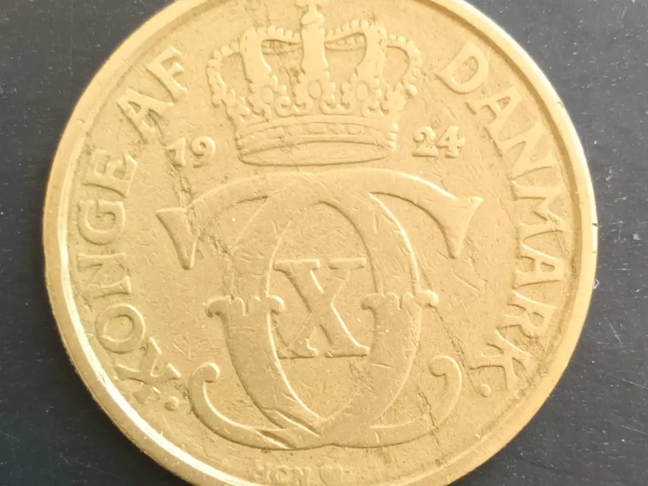 Billede 1 - 1 Kr 1924 svær årgang