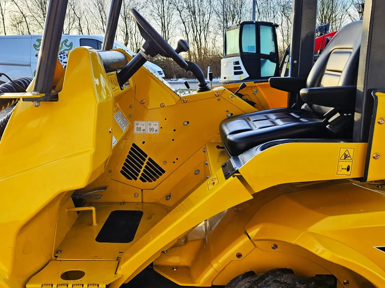 Billede 10 - Eurotrac T11 / fabriksny / teleskoparm / Kubota motor