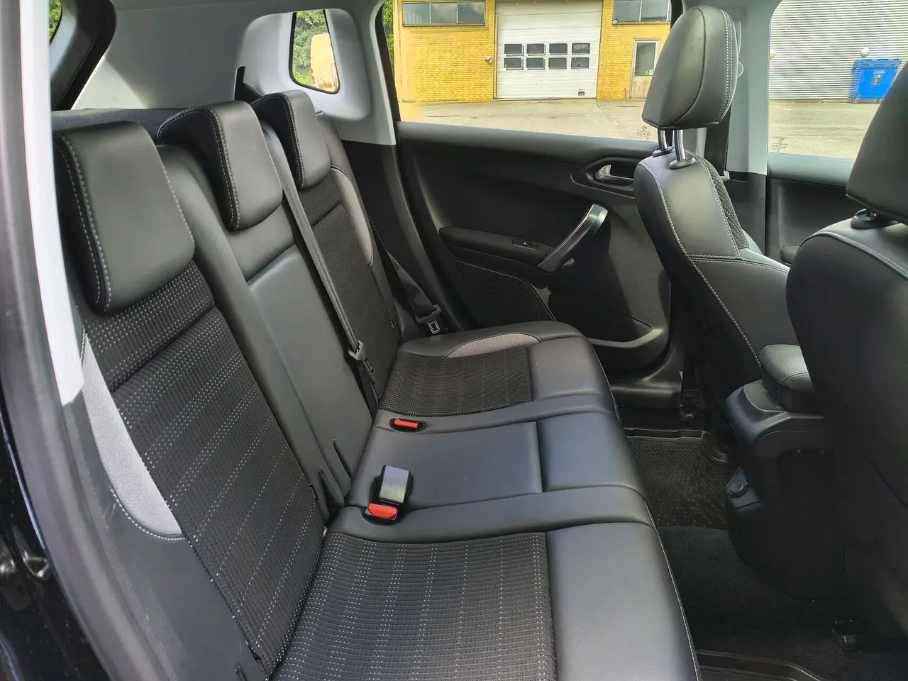 Billede 9 - Peugeot 2008 1,2 PureTech Selection Sky 130HK 5d 6g