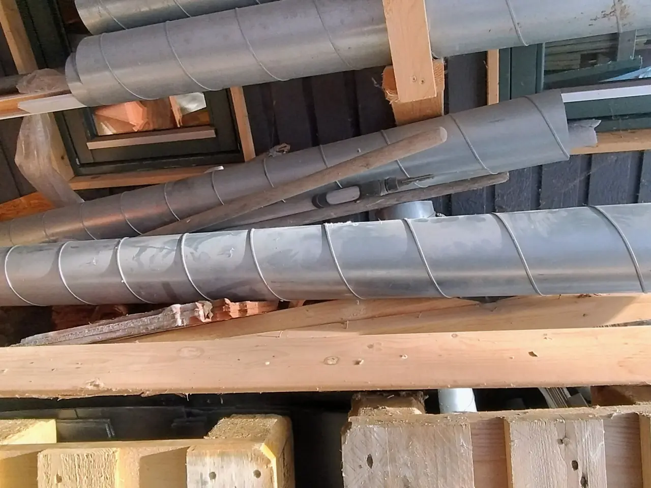 Billede 4 - 🔧 Ventilationsrør & fittings sælges – mange dele!