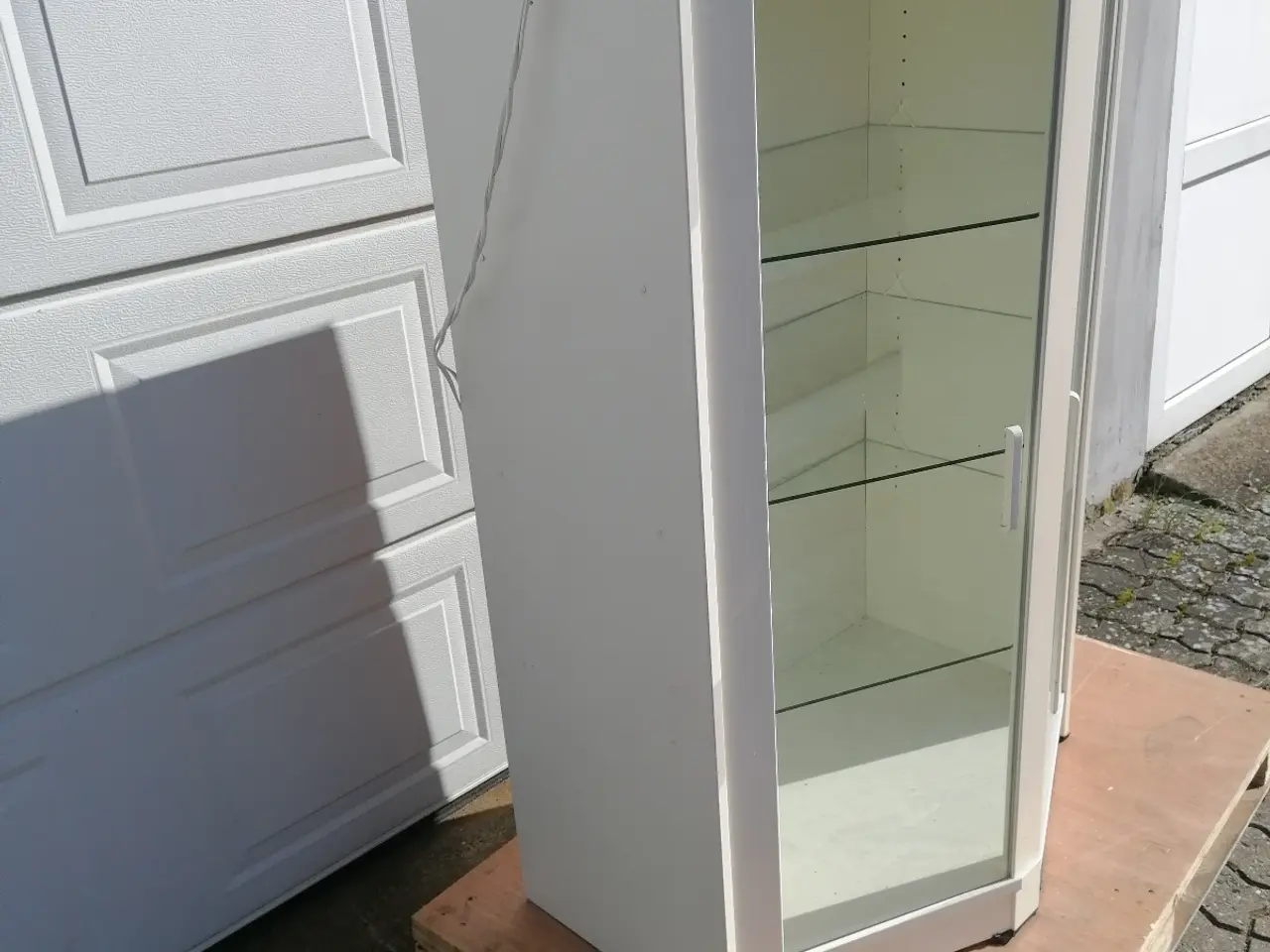 Billede 2 - Vitrineskab / Udstillingsskab 125x83 cm 