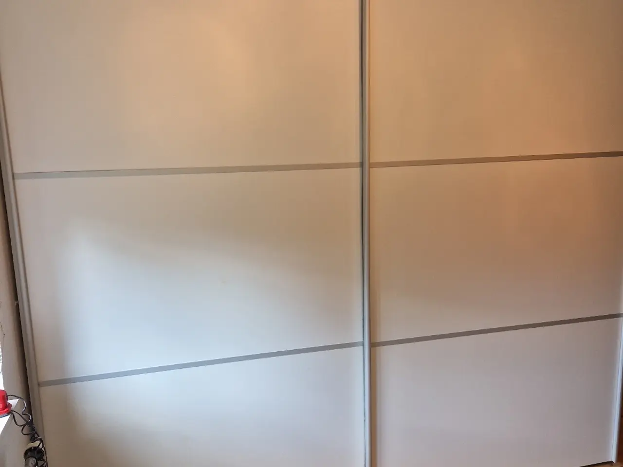 Billede 1 - Klædeskab