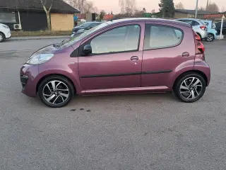 Peugeot 107 1,0 Motion Air 68HK 5d