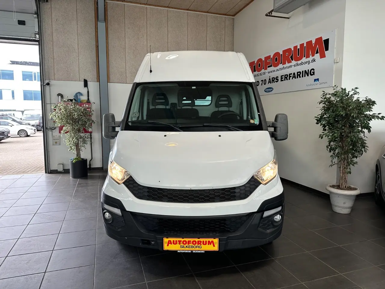 Billede 2 - Iveco Daily 2,3 35S15 10,8m³ Van