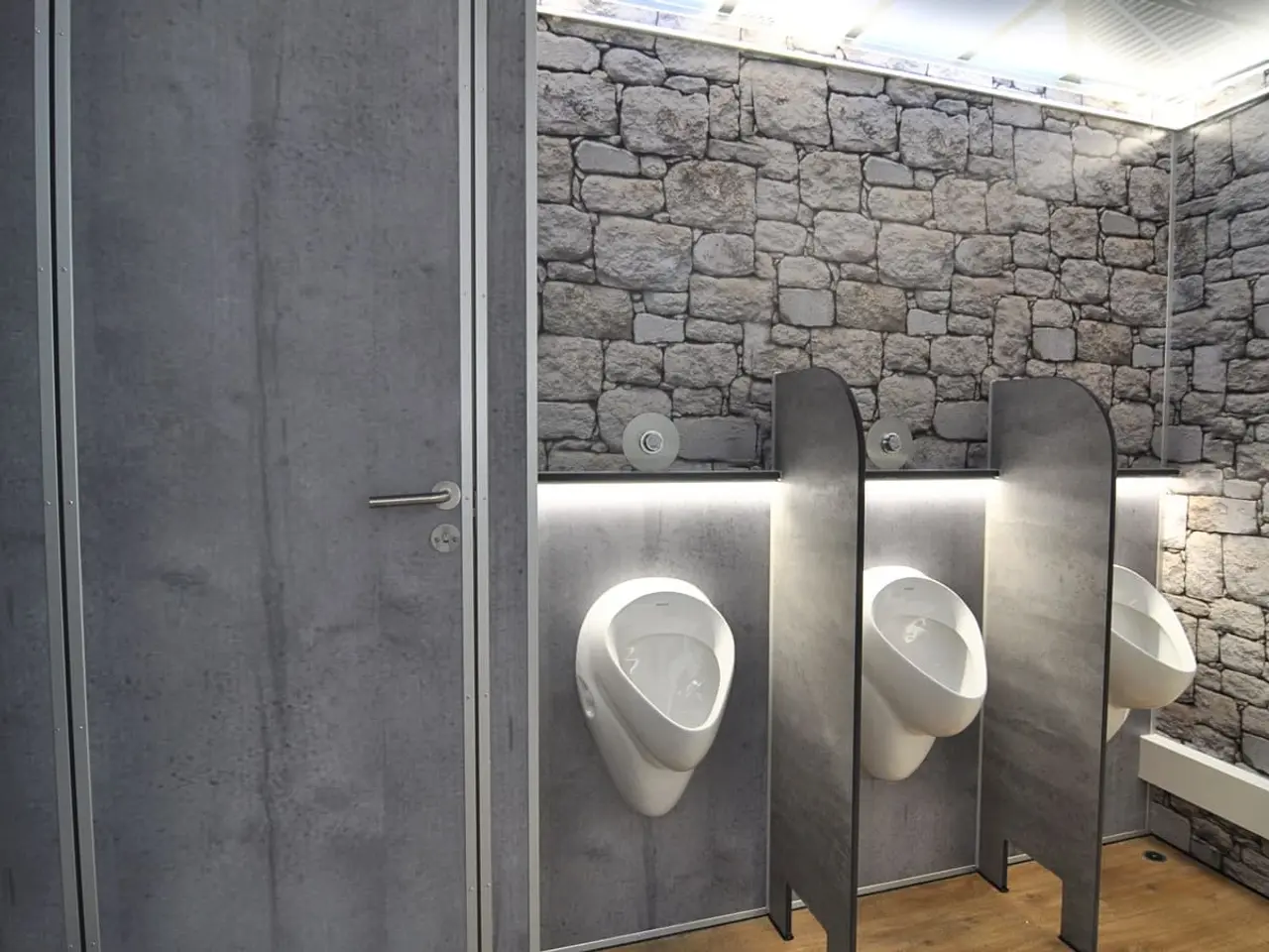 Billede 10 - 730 VIP toiletvogn 3-1-3