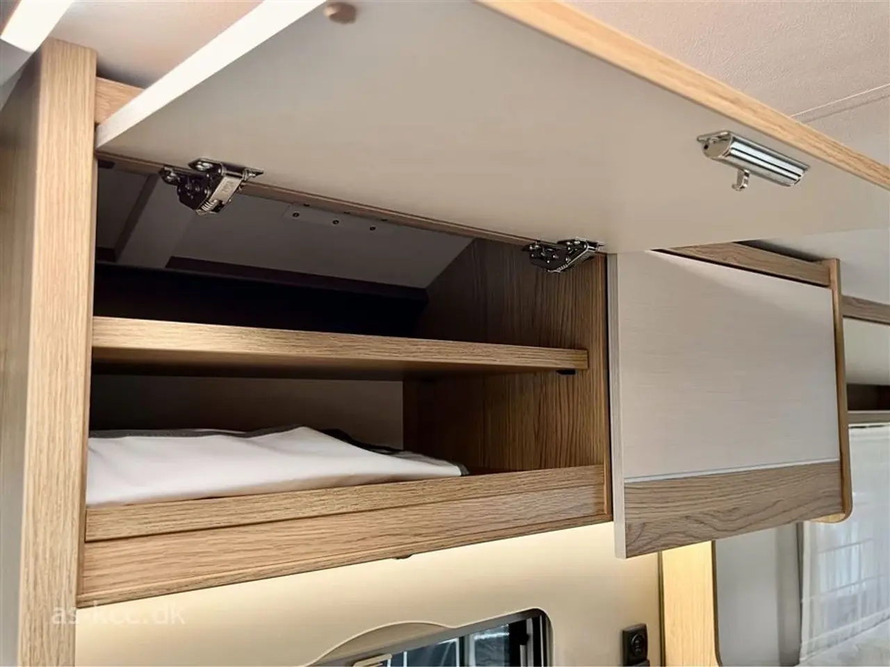 Billede 20 - 2025 - LMC Cruiser V646 Automat gear   LMC Cruise  V646 70års jubilæum med automatgear
