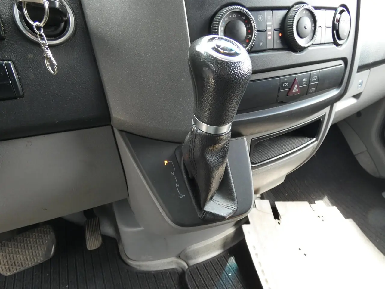 Billede 12 - Mercedes-Benz Sprinter 211 2,1 CDI R2 114HK Van Aut.