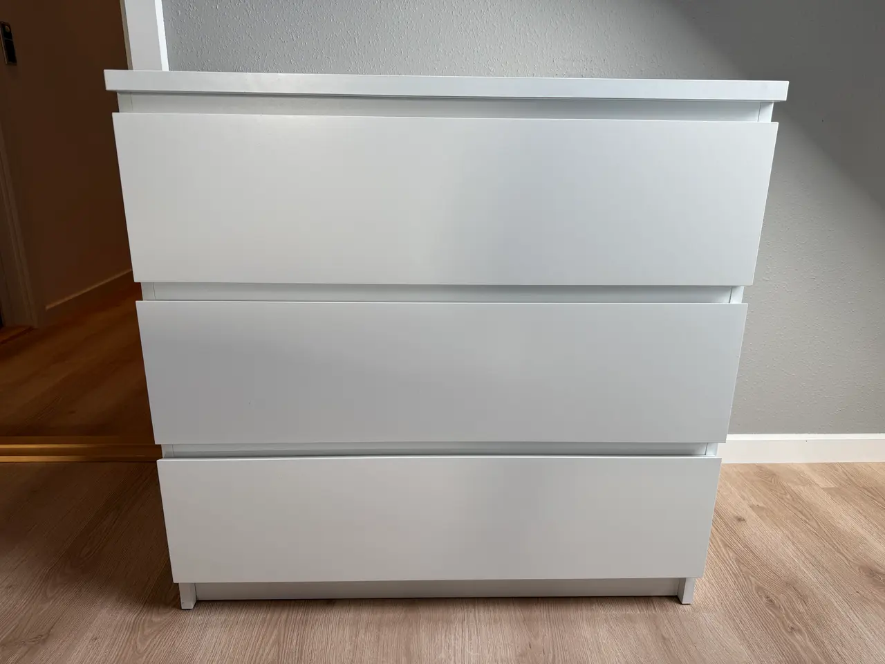 Billede 2 - Malm hvide kommoder