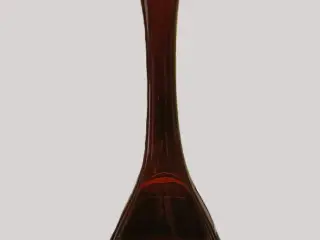 Borne Augustsson C37 300 - rubinrød trompet vase