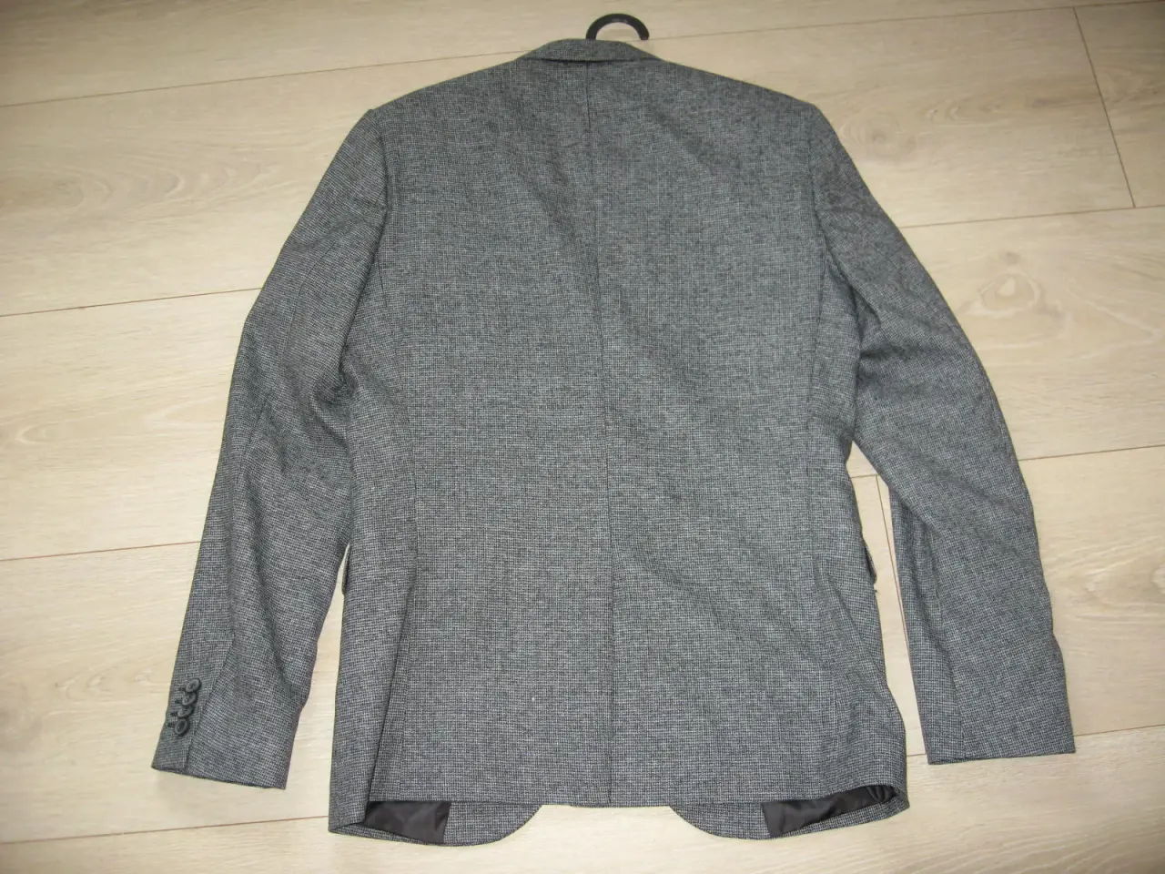 Billede 2 - Småternet blazer / habitjakke str 46