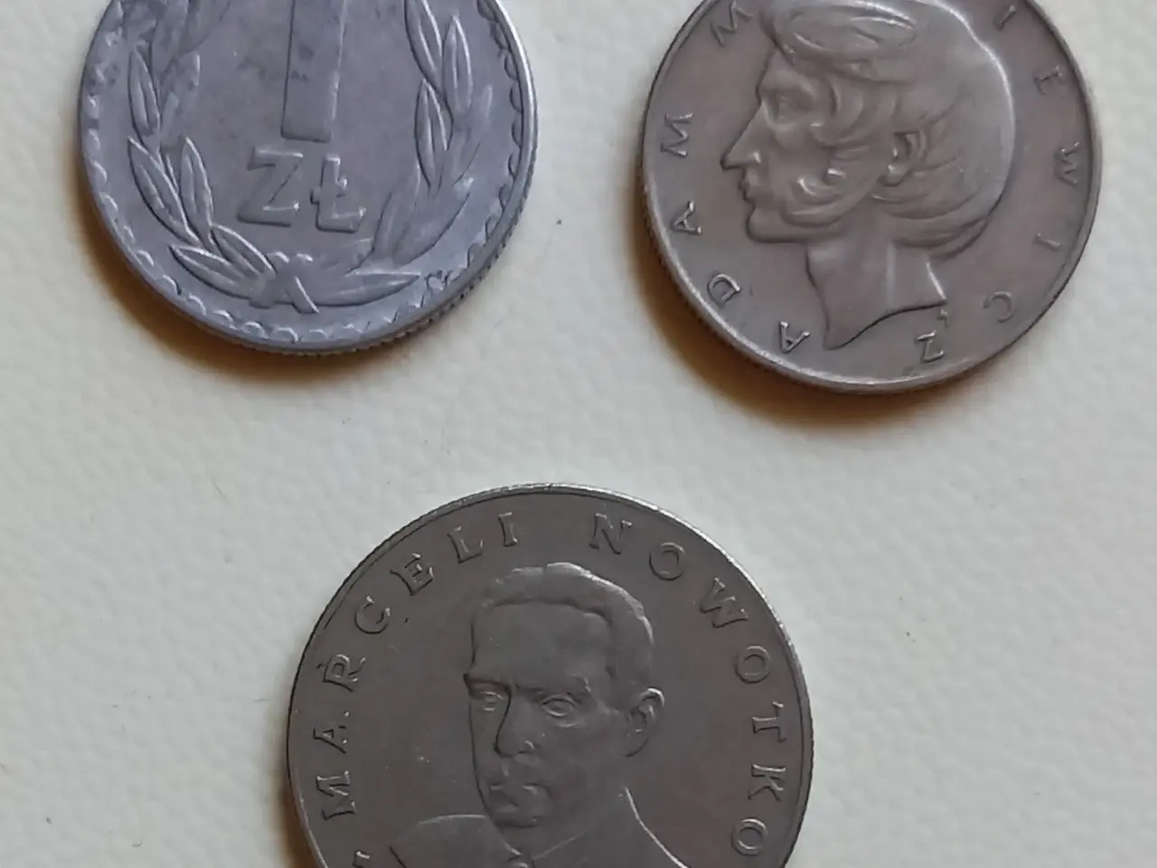 Billede 3 - Gamle udenlandske mønter (1948-1978). Giv et bud.